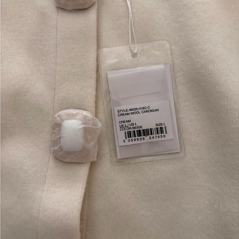 Self-Portrait Cream Cropped Cardigan with Decorative Buckles - Picture 4 of 6